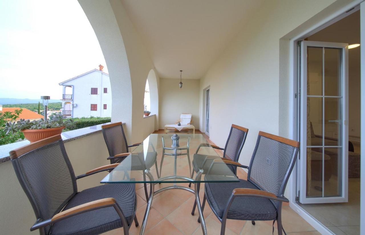 Apartmani Mara Matic Malinska Luaran gambar